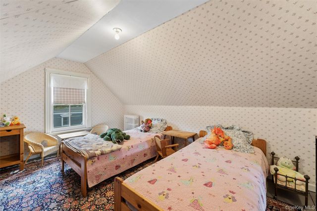248 Glen Avenue, Sea Cliff, NY 11579