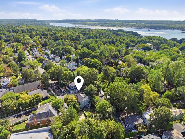 248 Glen Avenue, Sea Cliff, NY 11579