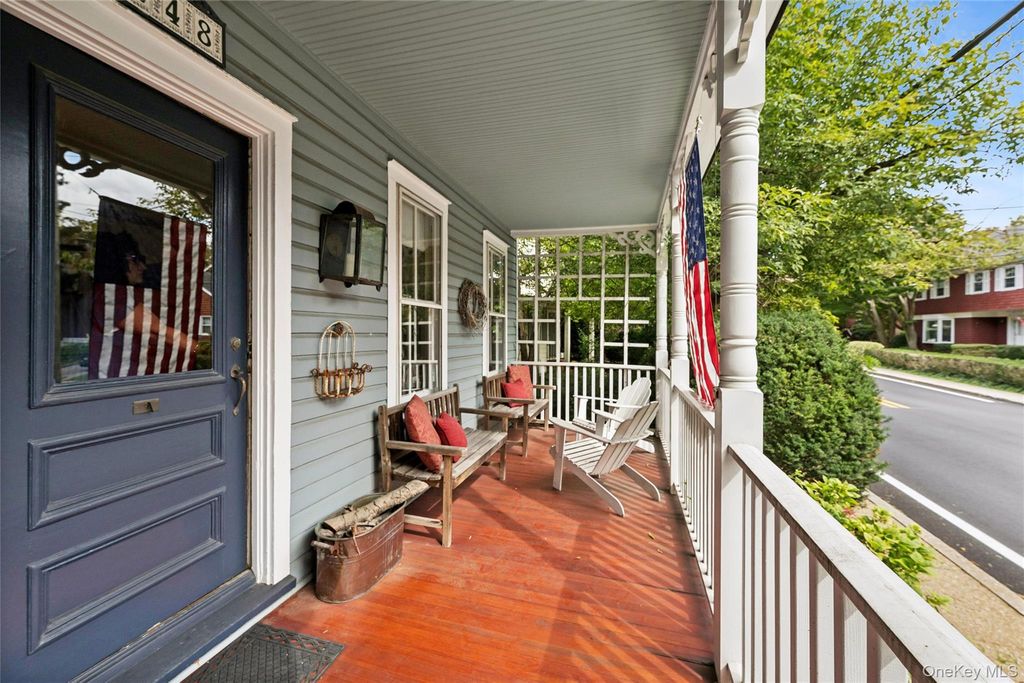 248 Glen Avenue, Sea Cliff, NY 11579 — photo 2