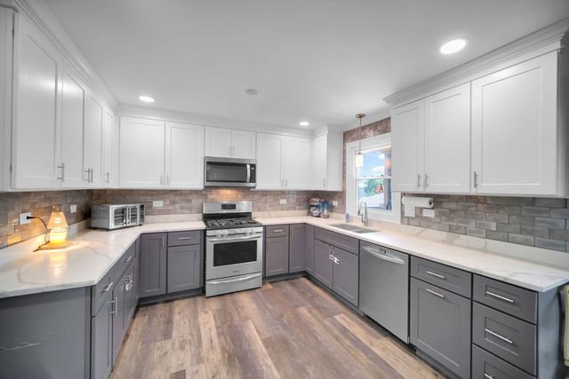 7016 Lewis Clark Drive, Plainfield, IL 60586