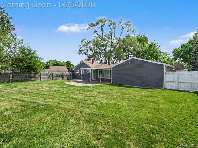 5860 Huron Street, Taylor, MI 48180