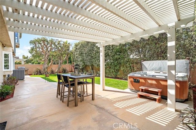 18817 Tomahawk Street, Fountain Valley, CA 92708