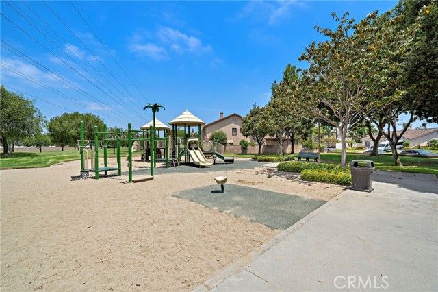18817 Tomahawk Street, Fountain Valley, CA 92708
