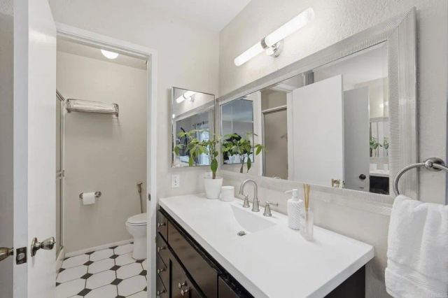 2553 Granada Circle, Spring Valley, CA 91977