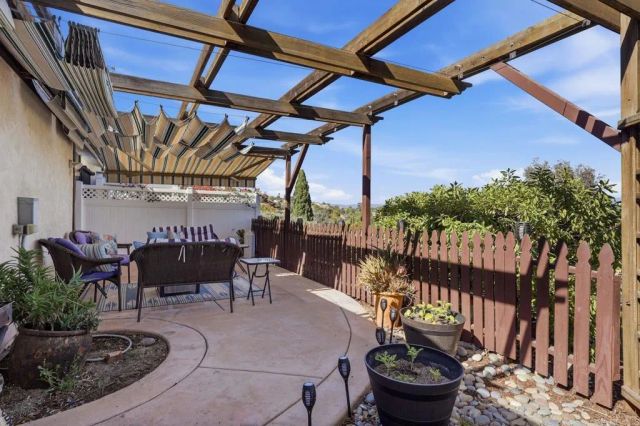 2553 Granada Circle, Spring Valley, CA 91977
