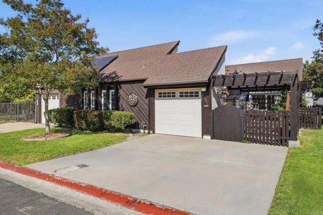 2553 Granada Circle, Spring Valley, CA 91977