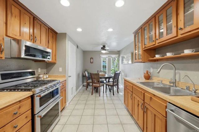 2553 Granada Circle, Spring Valley, CA 91977