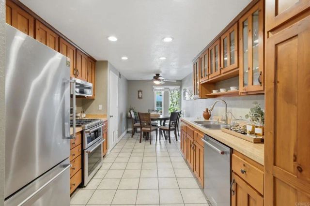 2553 Granada Circle, Spring Valley, CA 91977