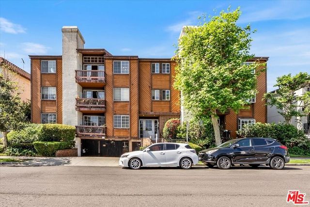 1433 Barry Avenue 301, Los Angeles, CA 90025