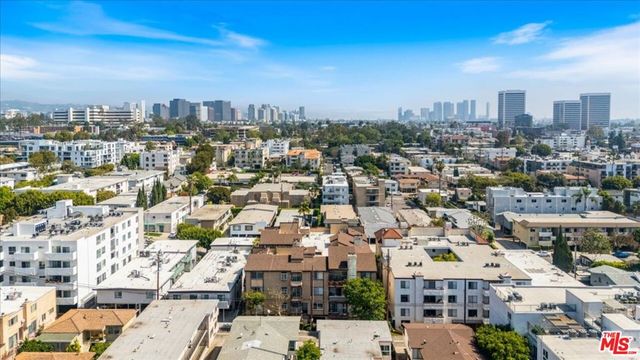 1433 Barry Avenue 301, Los Angeles, CA 90025