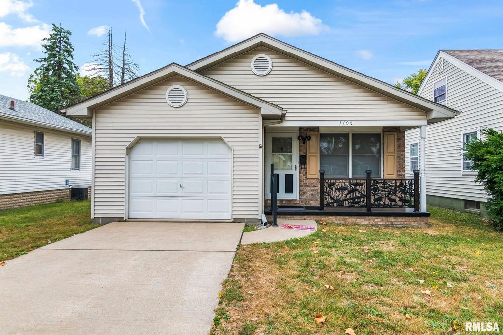 1705 E Watch Avenue, Springfield, IL 62702