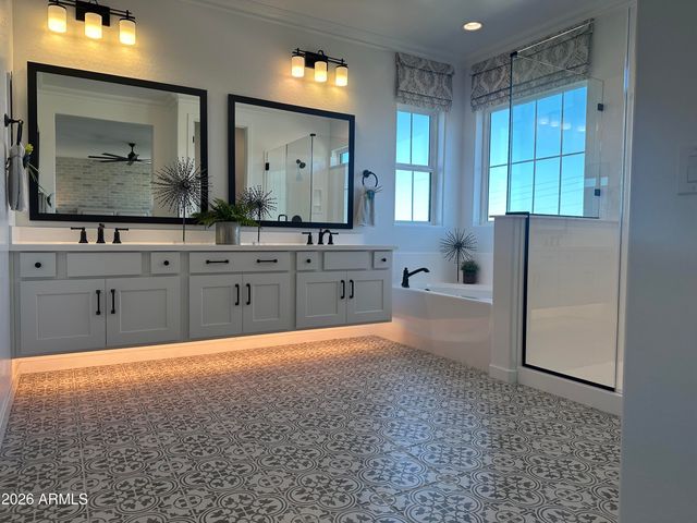 3710 E ROCHELLE Circle, Mesa, AZ 85213