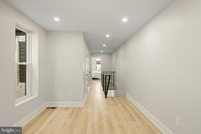 648 N 36TH ST, Philadelphia, PA 19104