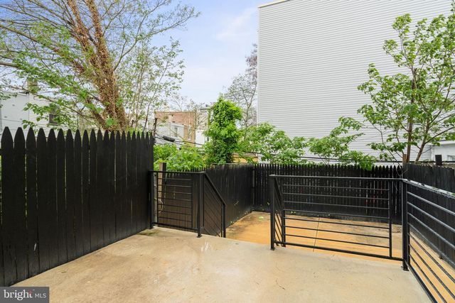 648 N 36TH ST, Philadelphia, PA 19104