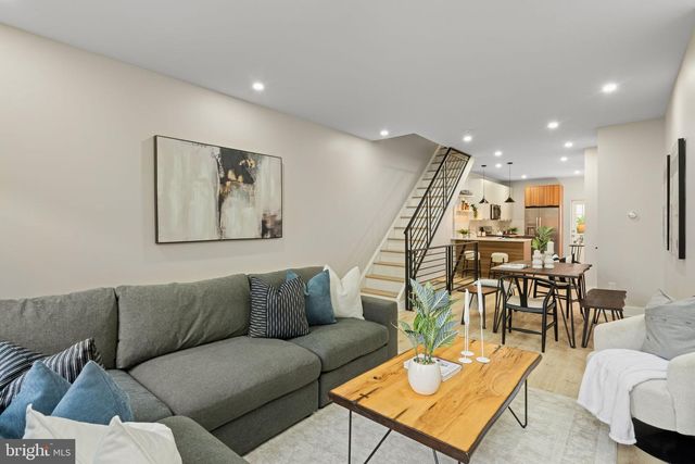648 N 36TH ST, Philadelphia, PA 19104