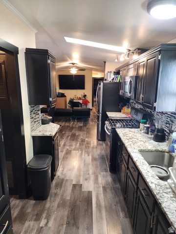 1224 W PRODO VISTA DR, West Valley City, UT 84119