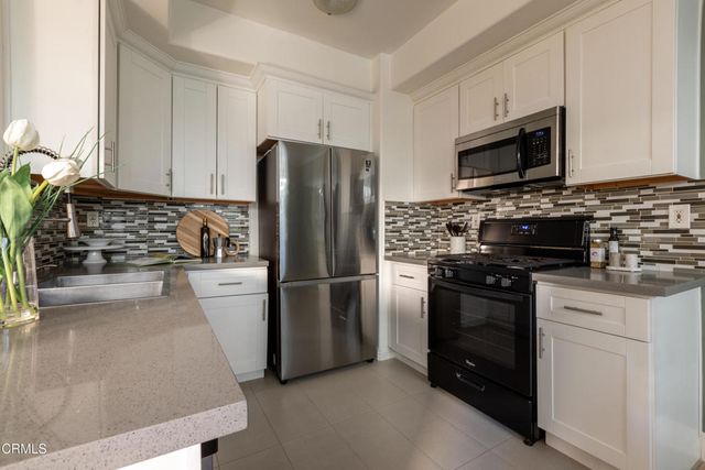 300 E Providencia Avenue 103, Burbank, CA 91502