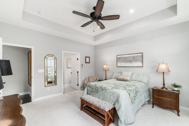 1126 Cross Creeks Ridge, Pickerington, OH 43147