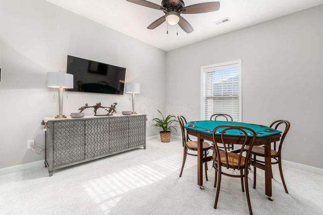 1126 Cross Creeks Ridge, Pickerington, OH 43147