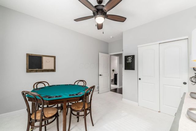 1126 Cross Creeks Ridge, Pickerington, OH 43147