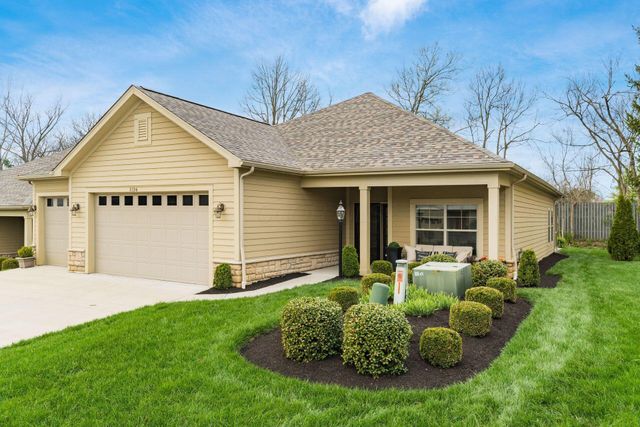 1126 Cross Creeks Ridge, Pickerington, OH 43147