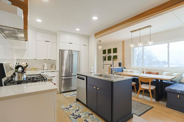 1002 Lake Boulevard, St. Joseph, MI 49085