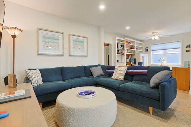 1002 Lake Boulevard, St. Joseph, MI 49085