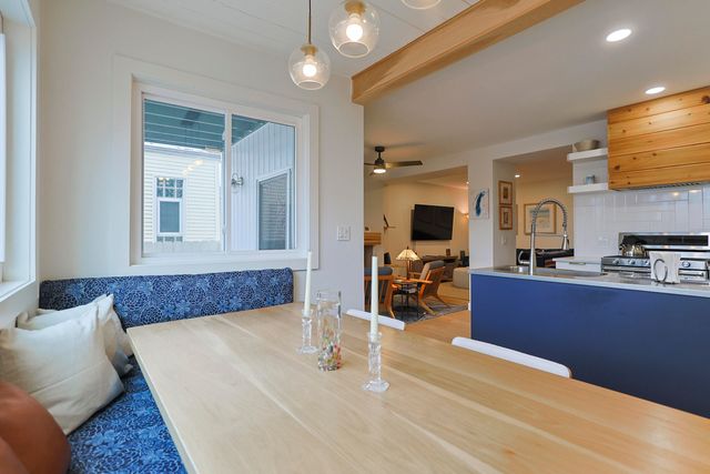 1002 Lake Boulevard, St. Joseph, MI 49085