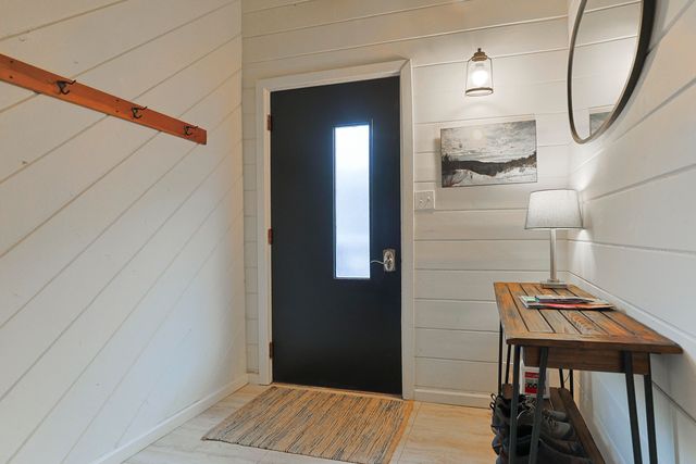 1002 Lake Boulevard, St. Joseph, MI 49085