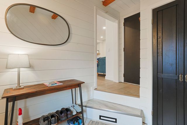 1002 Lake Boulevard, St. Joseph, MI 49085