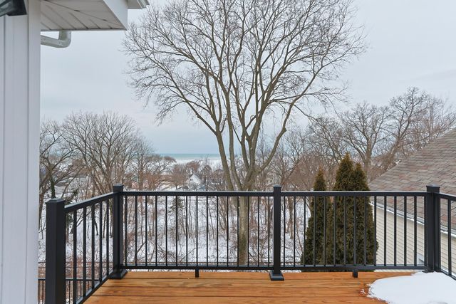 1002 Lake Boulevard, St. Joseph, MI 49085