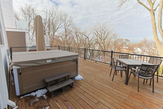 1002 Lake Boulevard, St. Joseph, MI 49085