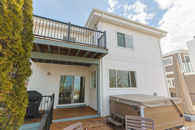 1002 Lake Boulevard, St. Joseph, MI 49085