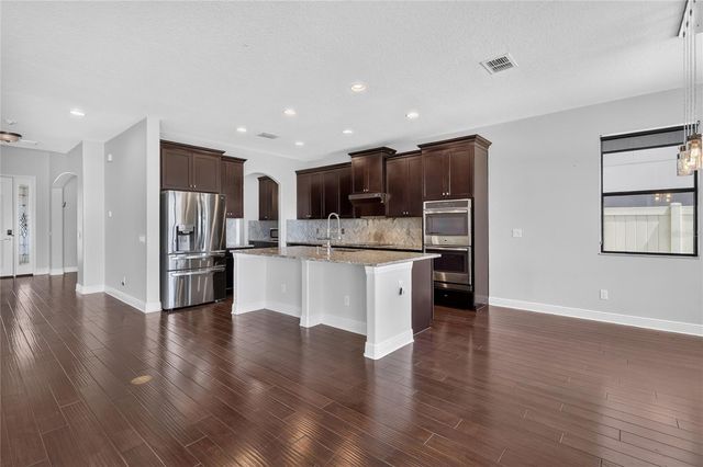 1806 NATURE VIEW DRIVE, Lutz, FL 33558