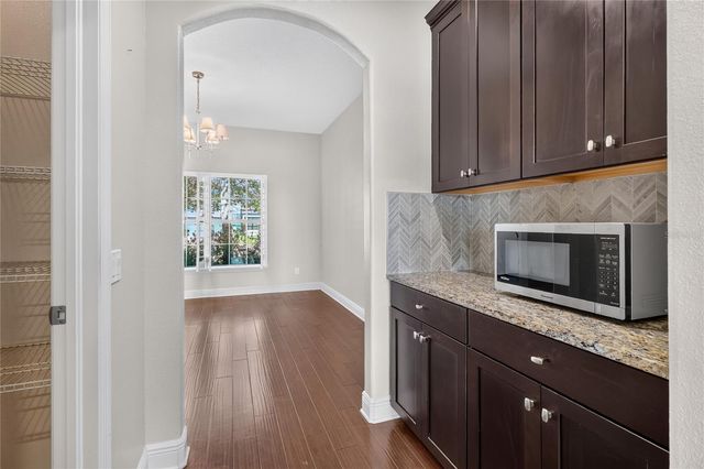 1806 NATURE VIEW DRIVE, Lutz, FL 33558