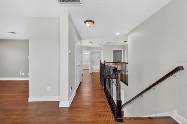 1806 NATURE VIEW DRIVE, Lutz, FL 33558