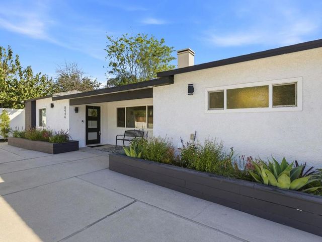 8446 Penfield Avenue, Canoga Park, CA 91306
