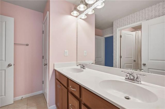 1382 Sutters Pond Drive NW, Kennesaw, GA 30152