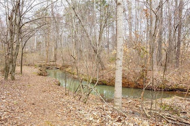 1382 Sutters Pond Drive NW, Kennesaw, GA 30152