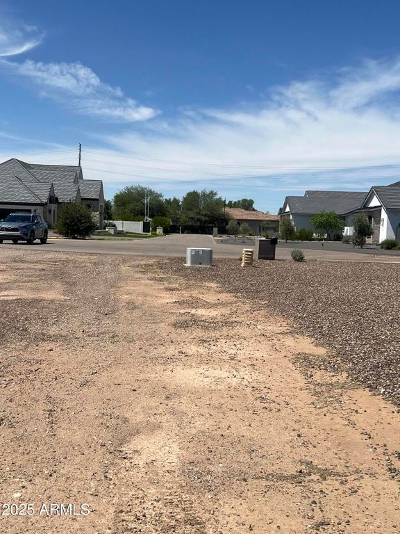 Image 10 of property listing at 0 E Jade Pl -- 1, Chandler, AZ 85286