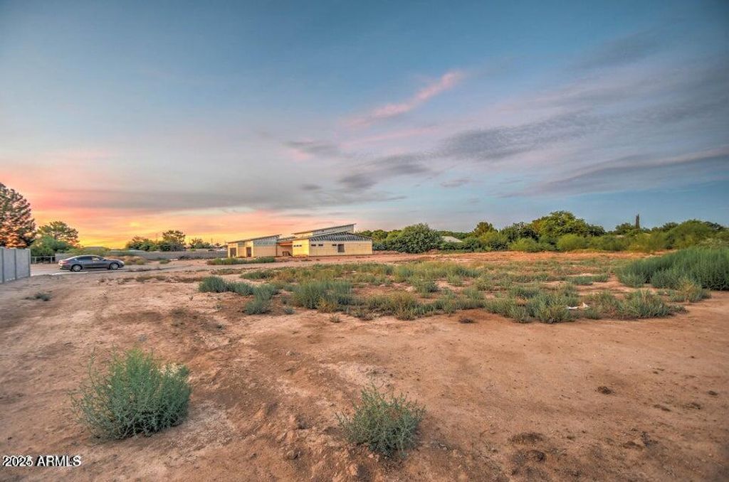 Image 20 of property listing at 0 E Jade Pl -- 1, Chandler, AZ 85286