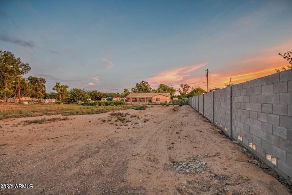 Image 22 of property listing at 0 E Jade Pl -- 1, Chandler, AZ 85286