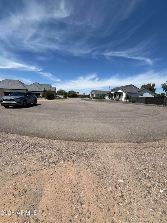 Image 6 of property listing at 0 E Jade Pl -- 1, Chandler, AZ 85286
