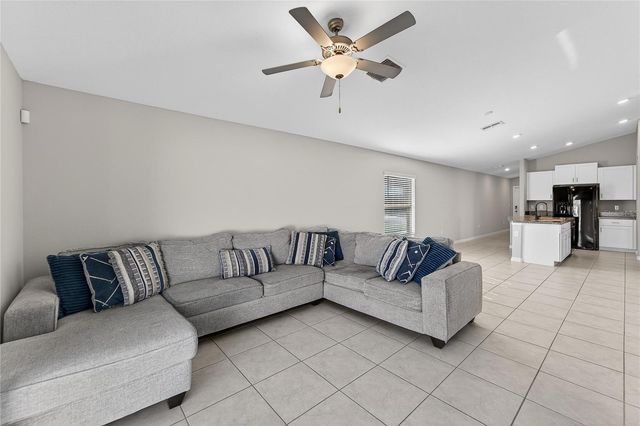 934 FENNEL SEED WAY, Ruskin, FL 33570