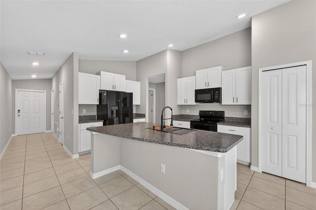 934 FENNEL SEED WAY, Ruskin, FL 33570