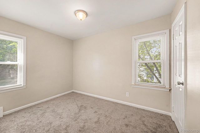 24435 Colgate Street, Dearborn Heights, MI 48125