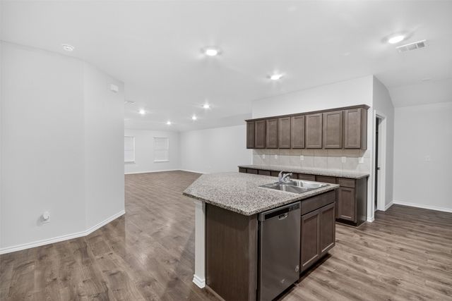 827 Rustic Way, Royse City, TX 75189