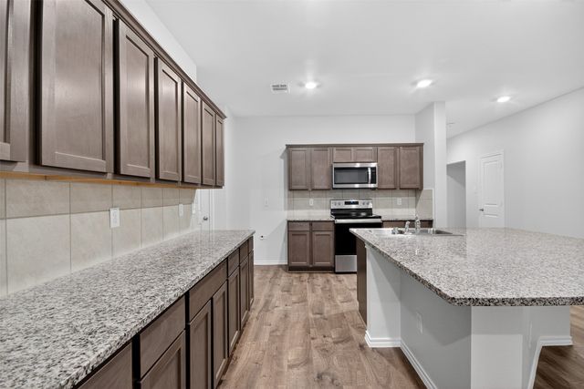 827 Rustic Way, Royse City, TX 75189