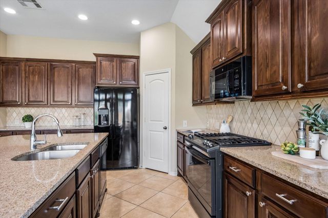 14007 Bright Glen Drive, Pearland, TX 77584