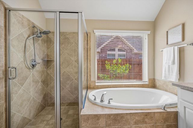 14007 Bright Glen Drive, Pearland, TX 77584